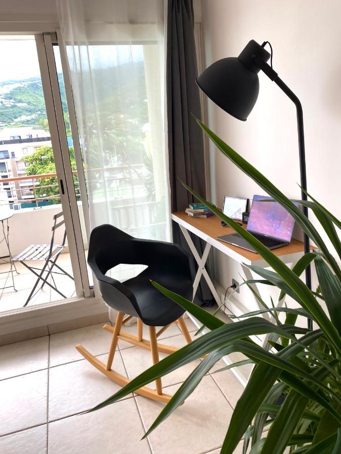 Appartement Lumineux Et Calme Saint-Denis Centre Exteriér fotografie