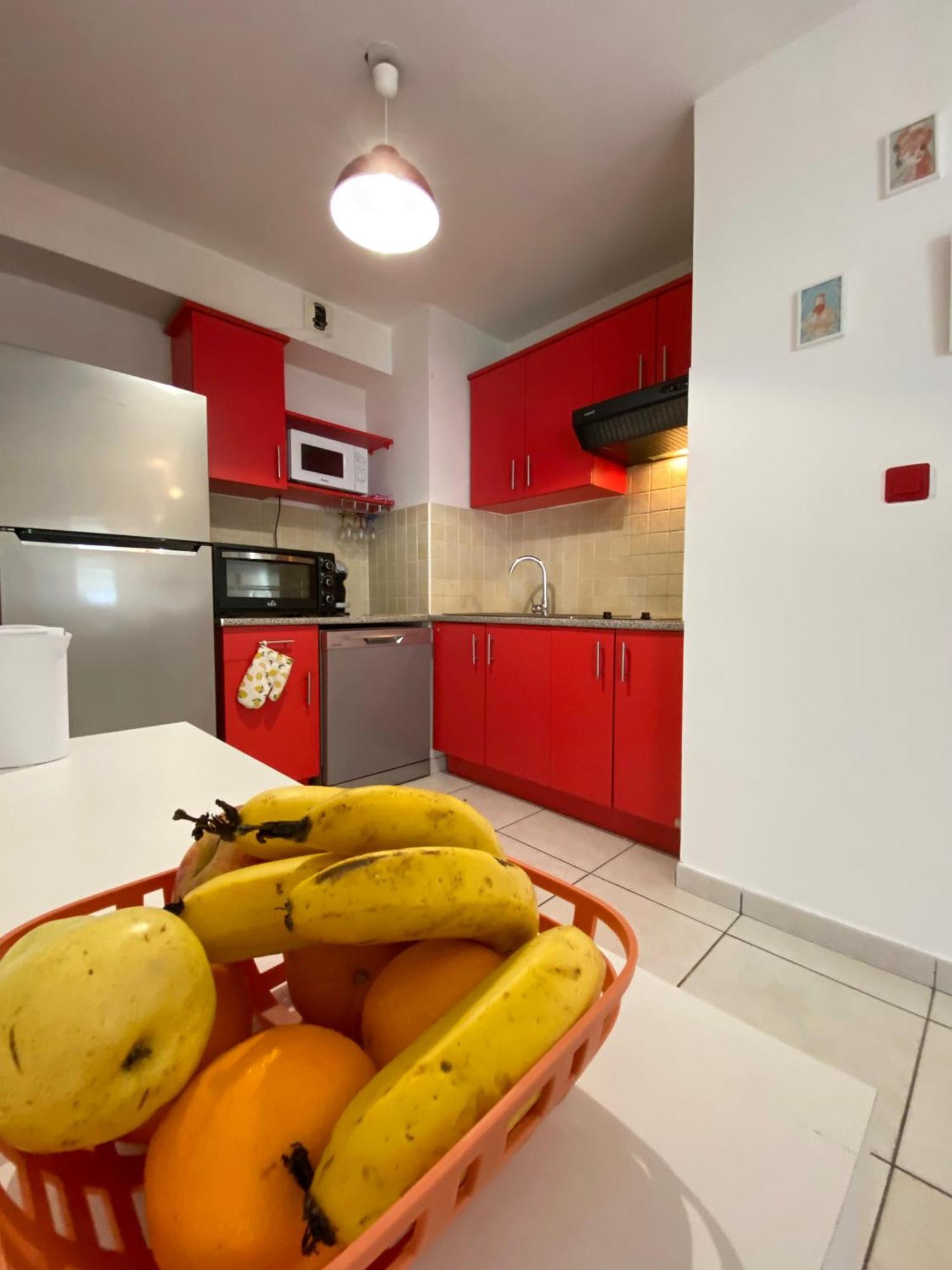 Appartement Lumineux Et Calme Saint-Denis Centre Exteriér fotografie
